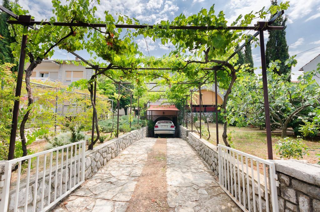 Apartment Bozena Punat Bagian luar foto
