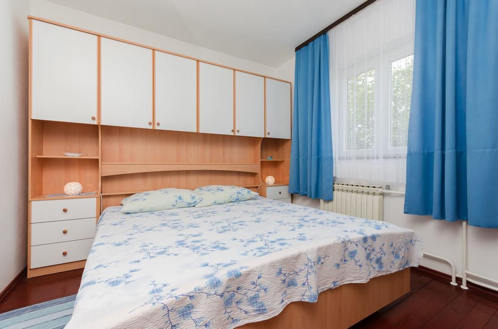 Apartment Bozena Punat Bagian luar foto
