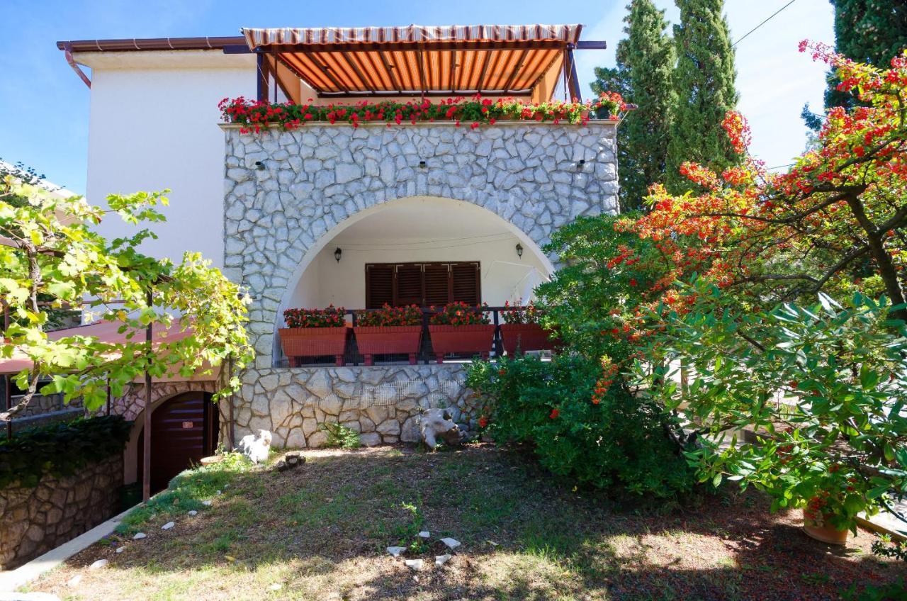 Apartment Bozena Punat Bagian luar foto