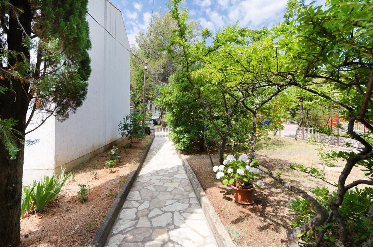 Apartment Bozena Punat Bagian luar foto